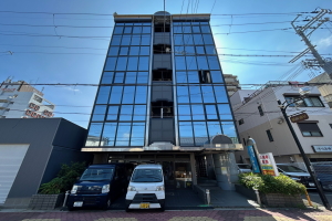 ●ラフィネ泉佐野　貸店舗・事務所